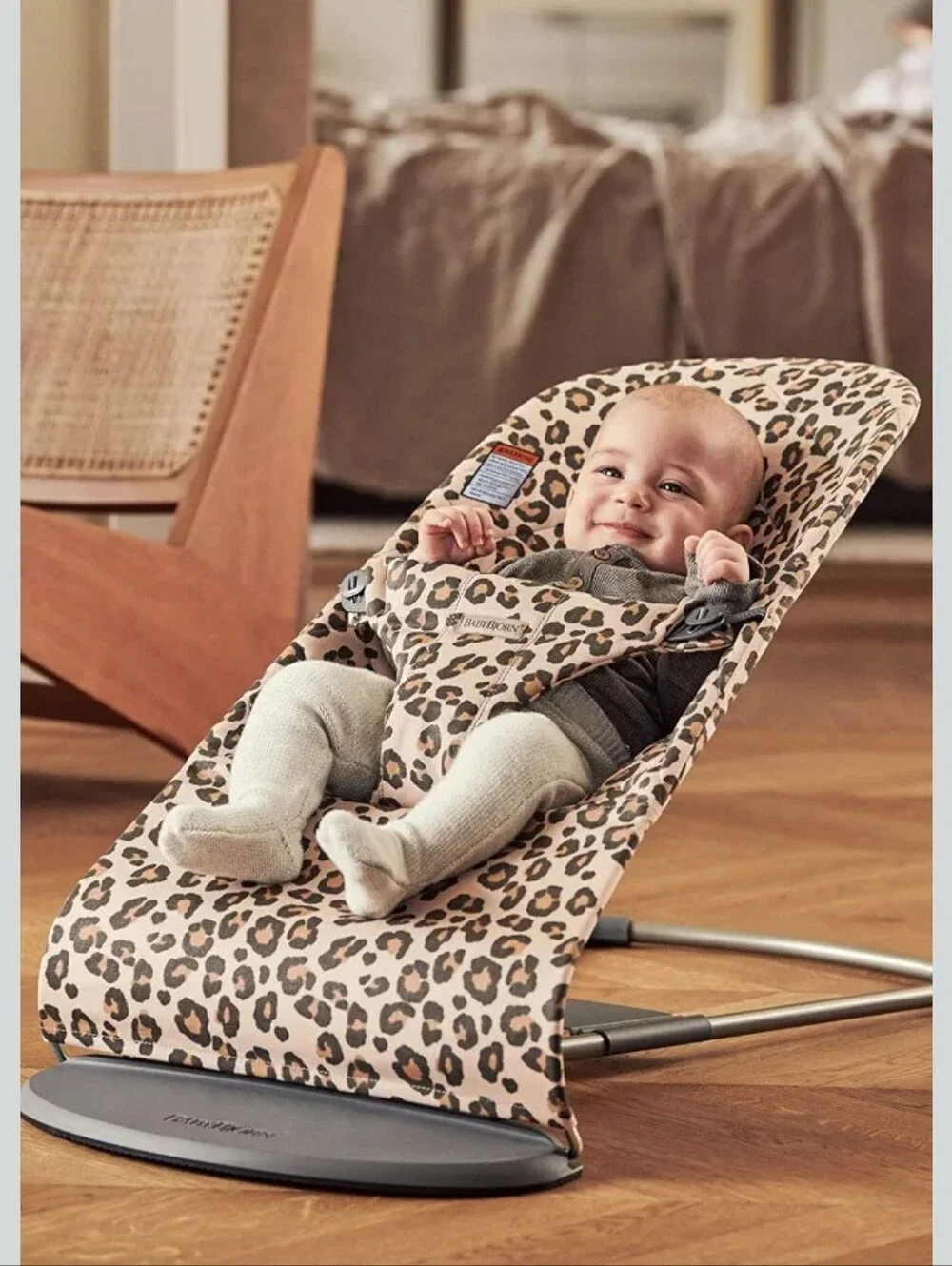BabyBjörn Leopard Print Bouncer - Brown